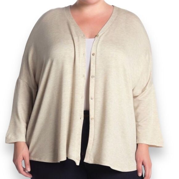 Beige V Neckine Button Down Super Soft Cardigan NEW - Picture 2 of 4